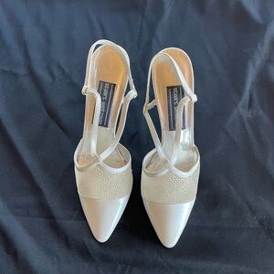 Stuart Weitzman Women's Beige Strappy Heels